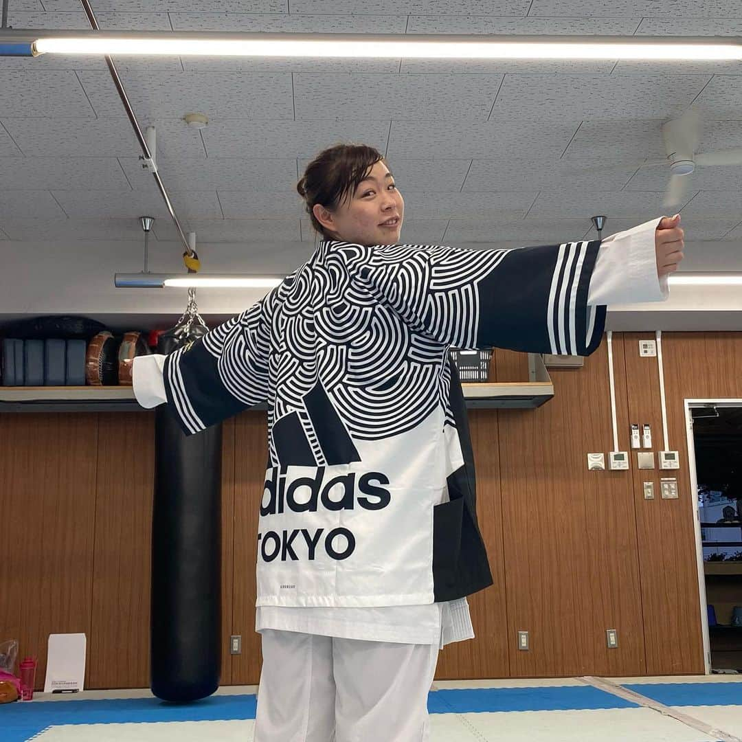 植草歩さんのインスタグラム写真 - (植草歩Instagram)「TEAM ADIDAS 🖤🖤🖤 Thank you for all😌🤲  #adidas #takahashihiroko  #teamadidas @adidastokyo @combatsportsaddict」6月22日 8時42分 - ayayumin0725