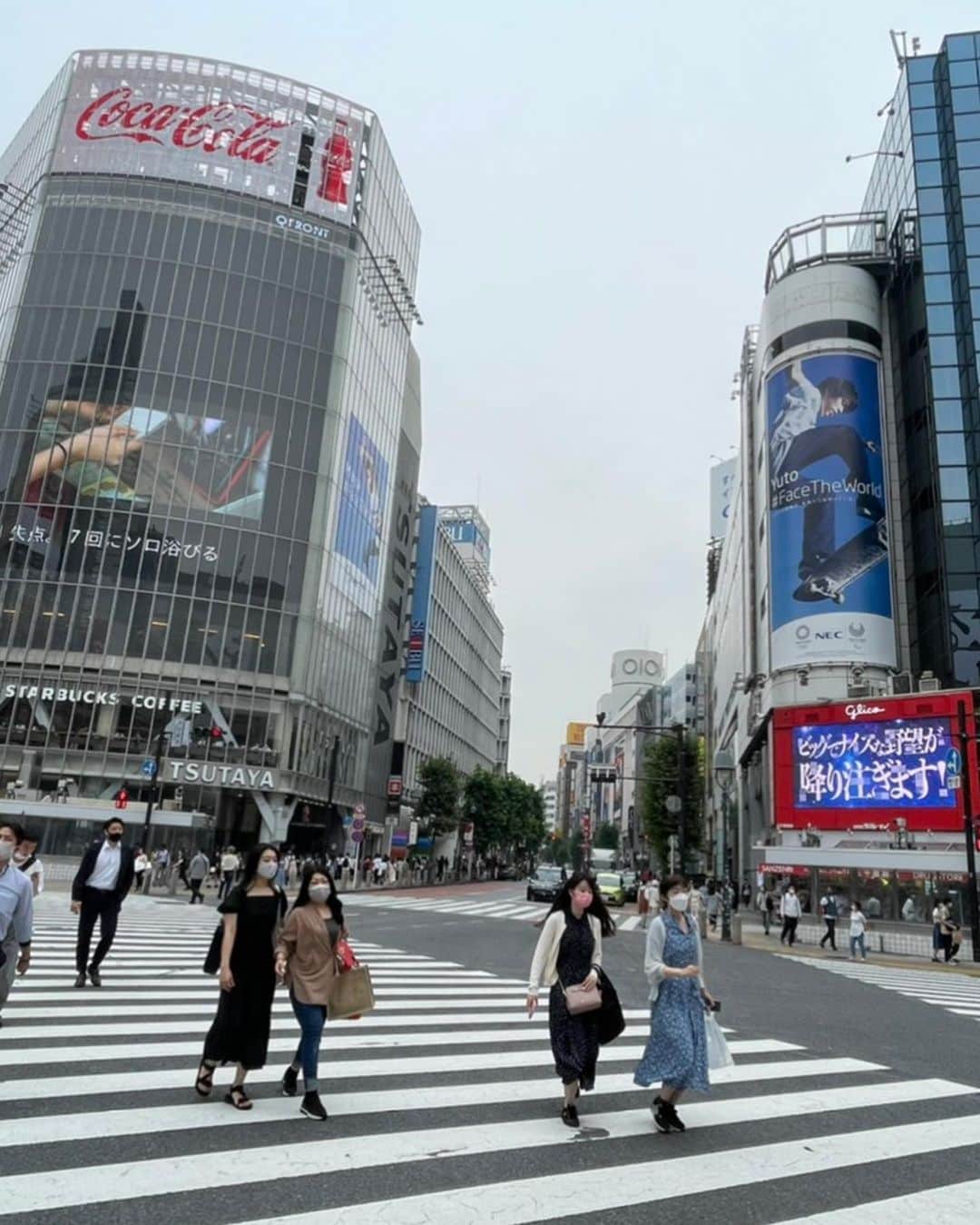 堀米雄斗さんのインスタグラム写真 - (堀米雄斗Instagram)「I’m so happy!! Me at Shibuya crossing🈂️ スクランブル交差点に僕のNECポスターが15日まで貼ってあるので是非見てください〜」7月7日 4時41分 - yutohorigome