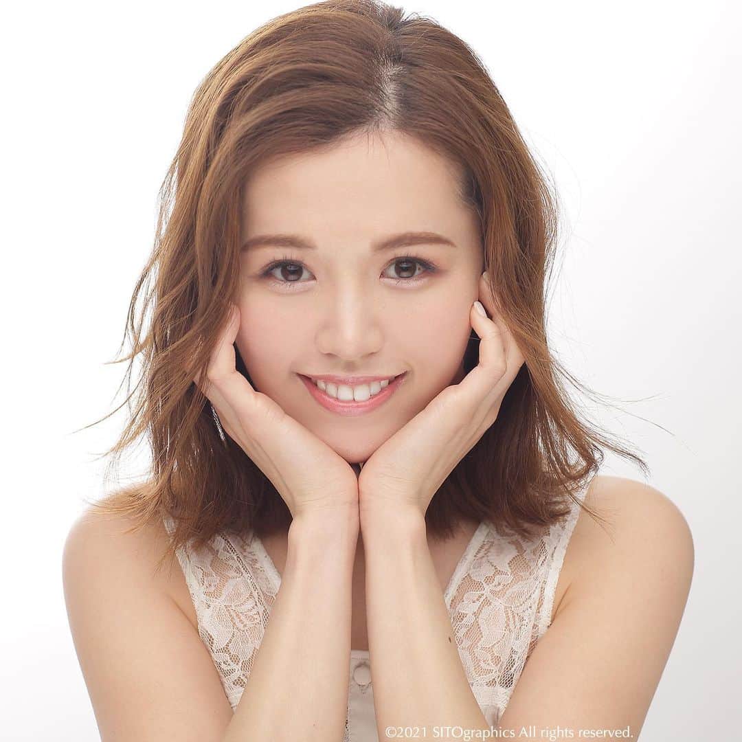 シト山口のインスタグラム：「Today July 7th is  Yopiko's birthday 🎂🎉👏👏👏  今日７月７日は2020ミス・グランドジャパン愛知代表 伊達よピコさんの誕生日です🎂🎉👏👏👏 そんな訳で本日はよピコさん祭りを開催 ！お昼には新作水着UPします😊💕✨  model @p.yopppikooo  photo シト山口 @sito_yamaguchi  #model #make #fashion #hairmake  #photo #shoot  #instafollow #フォロー #いいね #モデル #美脚 #美人 #美肌 #美白 #小顔 #スタイル #ヘアメイク #メイク #ポートレート #ファッション #ビューティー #作品撮り  #写真好きな人と繋がりたい #被写体 #グラビア  ©︎2021 SITO graphics All rights reserved.」