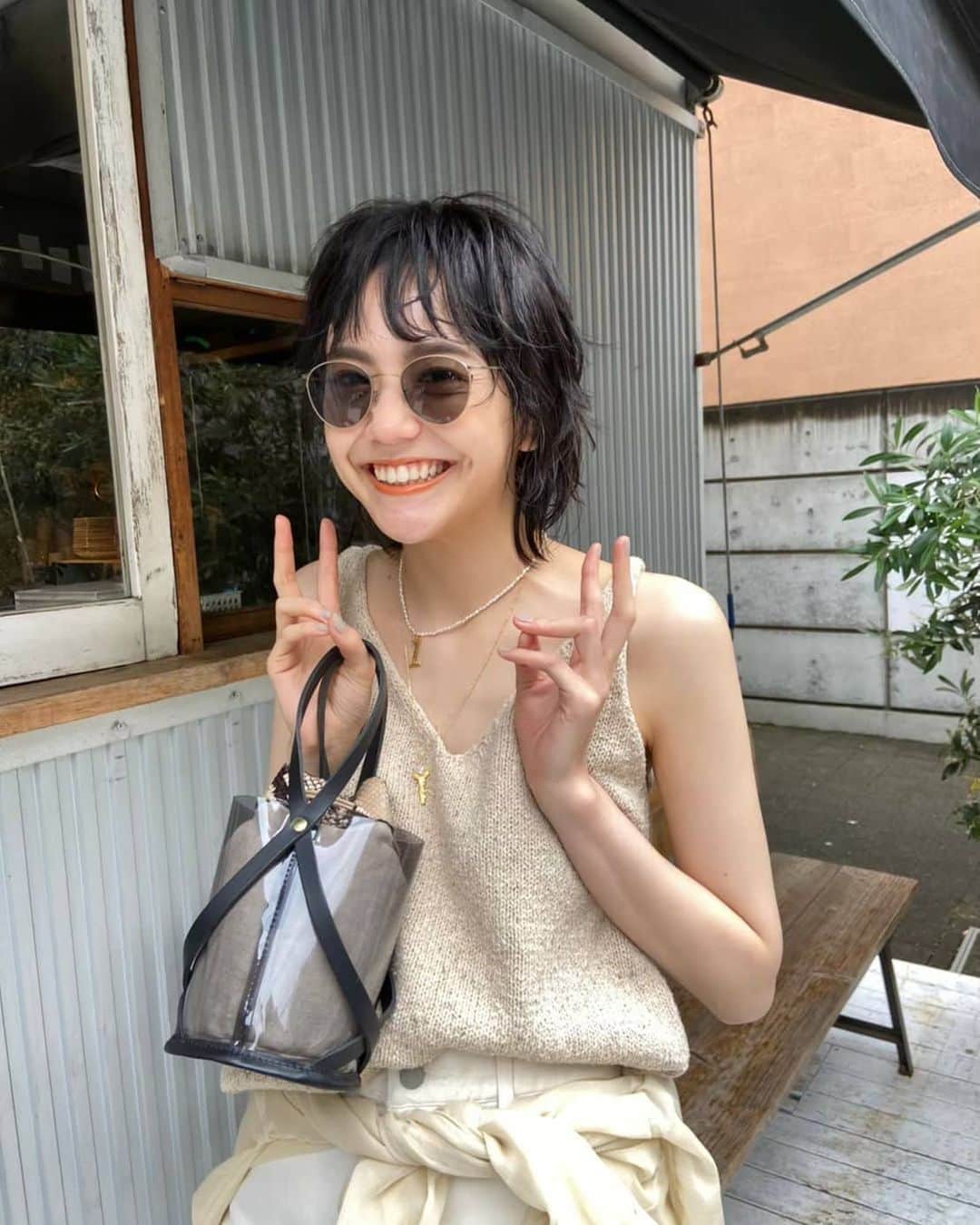 松井愛莉さんのインスタグラム写真 - (松井愛莉Instagram)「@ginger_magazine 📸  今月も見てね💛 ドーナツ買ってもらって嬉しそうな松井。」7月6日 21時26分 - airi1226_official