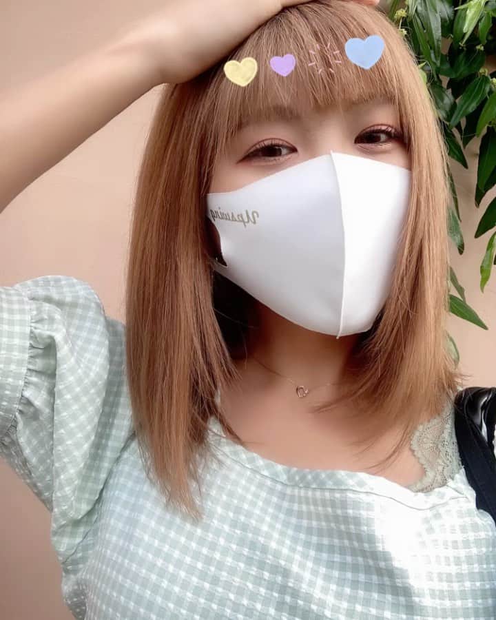 のインスタグラム：「ㅤㅤㅤㅤㅤ  ㅤㅤㅤㅤㅤ ラジオ収録してきたよ📻🗣今回も白熱の(?) プレゼンバトルしてますのでO.A.お楽しみに🎶 山下さん、カイエダそれぞれのテーマは何でしょう〜！✨  ㅤㅤㅤㅤㅤ 先週の放送まだ聞けてない方はradiko.jpの アプリで1週間は聴取可能ですので是非❤️‍🔥  ㅤㅤㅤㅤㅤ 前髪ぽやぽやだったので抑圧しときました ㅤㅤㅤㅤㅤ  ㅤㅤㅤㅤㅤ  ㅤㅤㅤㅤㅤ #ラジオ #タレント #ラジオパーソナリティ #ラジオパーソナリティー#ハイトーンカラー #ハイトーンベージュ #ハイトーンボブ #ハイトーン #まろやかベージュ #ギンガムチェック #ギンガムチェックワンピース #ginghamcheck #グリーンコーデ #グリーンカラー #greencolor #straighthair #straight #japanesegirl #日本女孩 #ボブアレンジ #夏ワンピ #夏ワンピース #チェックワンピース #スクエアネック #パフスリープ #夏コーデ  #radiko #ラジコ」