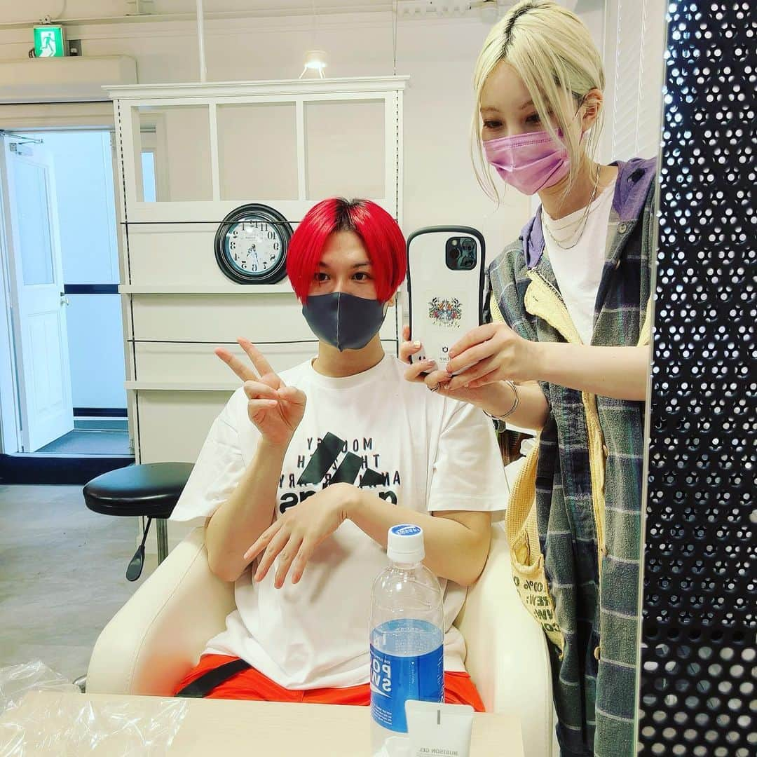 高坂はしやんさんのインスタグラム写真 - (高坂はしやんInstagram)「#まりえさん初めて切ってもらった #ずっと東海オンエアの話した #暑い」6月22日 12時03分 - kosakahashiyandayo