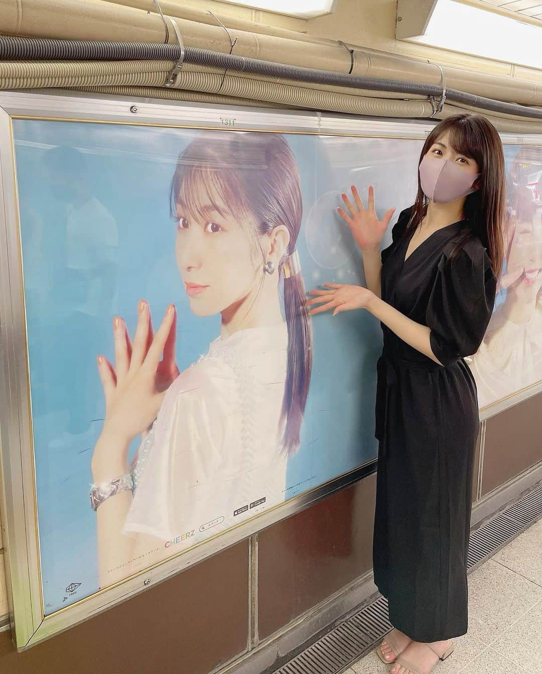 関根ささらさんのインスタグラム写真 - (関根ささらInstagram)「At Harajuku Sta.🚃💭🌈 . . みんなの応援のお陰で2枚も掲出して頂いているので……🙏💗早速見に行ってきました！！♡原宿駅の竹下口改札内にあるよーー！！わーーーい！✨✨ . . ………ちょっぴりアンニュイ？☺️☺️💋💭 . . #harajuku #harajukufashion #harajukustyle #harajukugirls #harajukugirl #harajukustation #原宿 #原宿駅 #原宿ファッション #アイドル #idol #japaneseidol #japanesegirl #cheerz #ponytail #ポニーテール #ポニテ #シースルー #シースルー前髪 #シースルーバング #シースルートップス」6月22日 18時00分 - sasarasekine