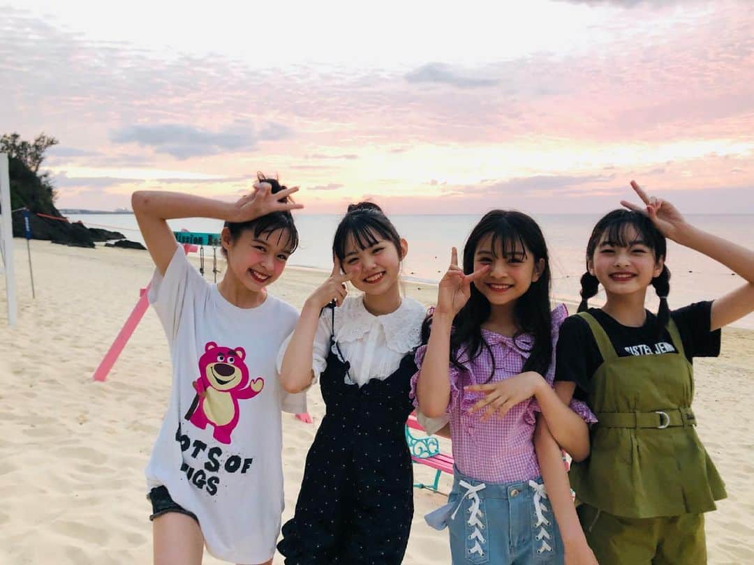 ニコ☆プチのインスタグラム：「🧡  8月号もたのしんでね🐳⭐︎  #有坂心花 #小松崎ふたば  #滝口芽里衣  #星名ハルハ #個性の光る私服しょっと😘✨」