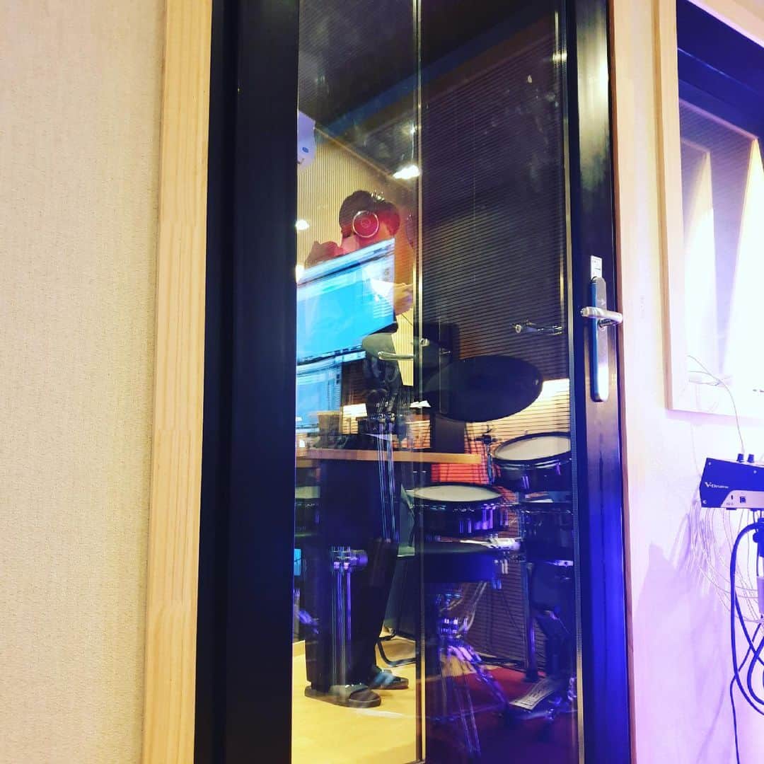 のインスタグラム：「🎶🎙」