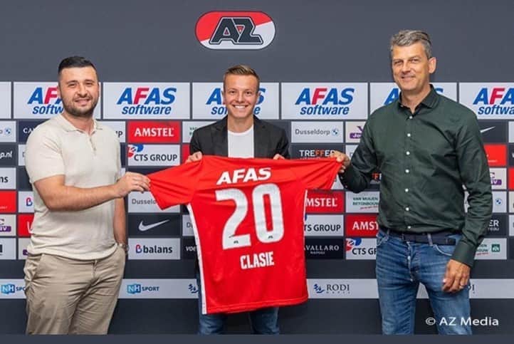 ヨルディ・クラーシさんのインスタグラム写真 - (ヨルディ・クラーシInstagram)「Happy to renew my contract 🔴⚪️ #azalkmaar」6月23日 7時09分 - jordyclasie