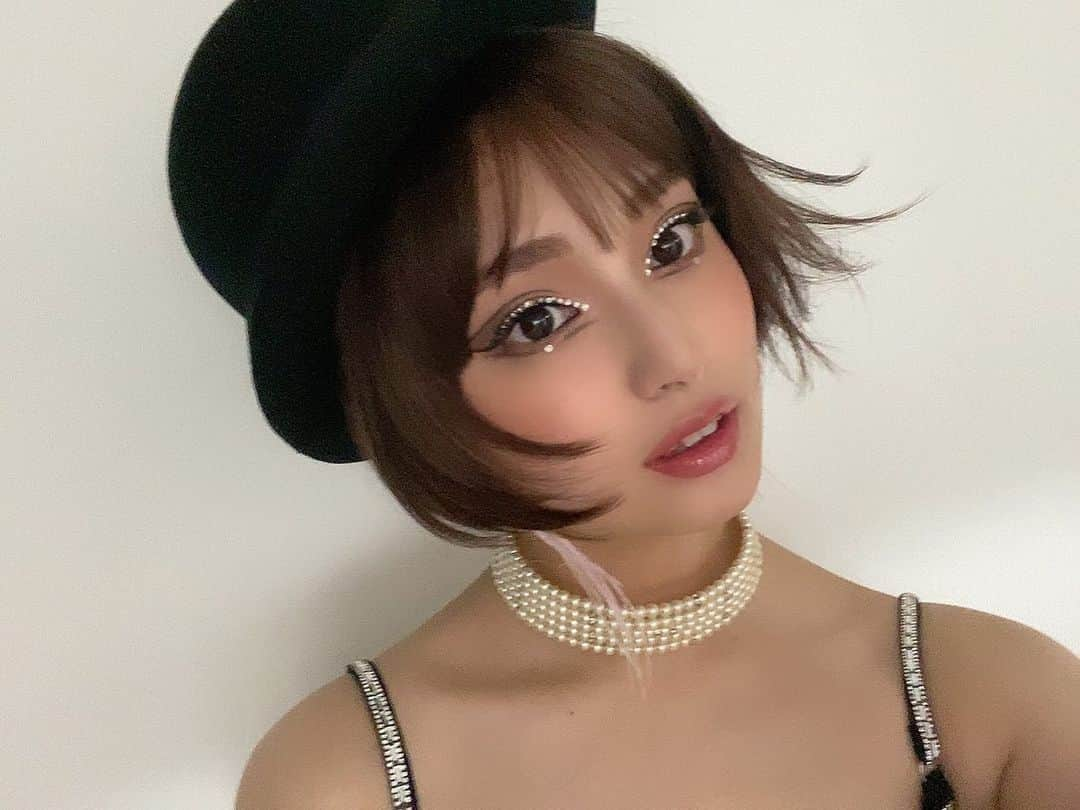 吉川愛さんのインスタグラム写真 - (吉川愛Instagram)「☺︎ 6/23 @ginger_magazine   私が1番大好きな映画「BURLESQUE」風 こうゆうメイク、衣装大好きちょー楽しかった」6月23日 16時39分 - ai_yoshikawa_official