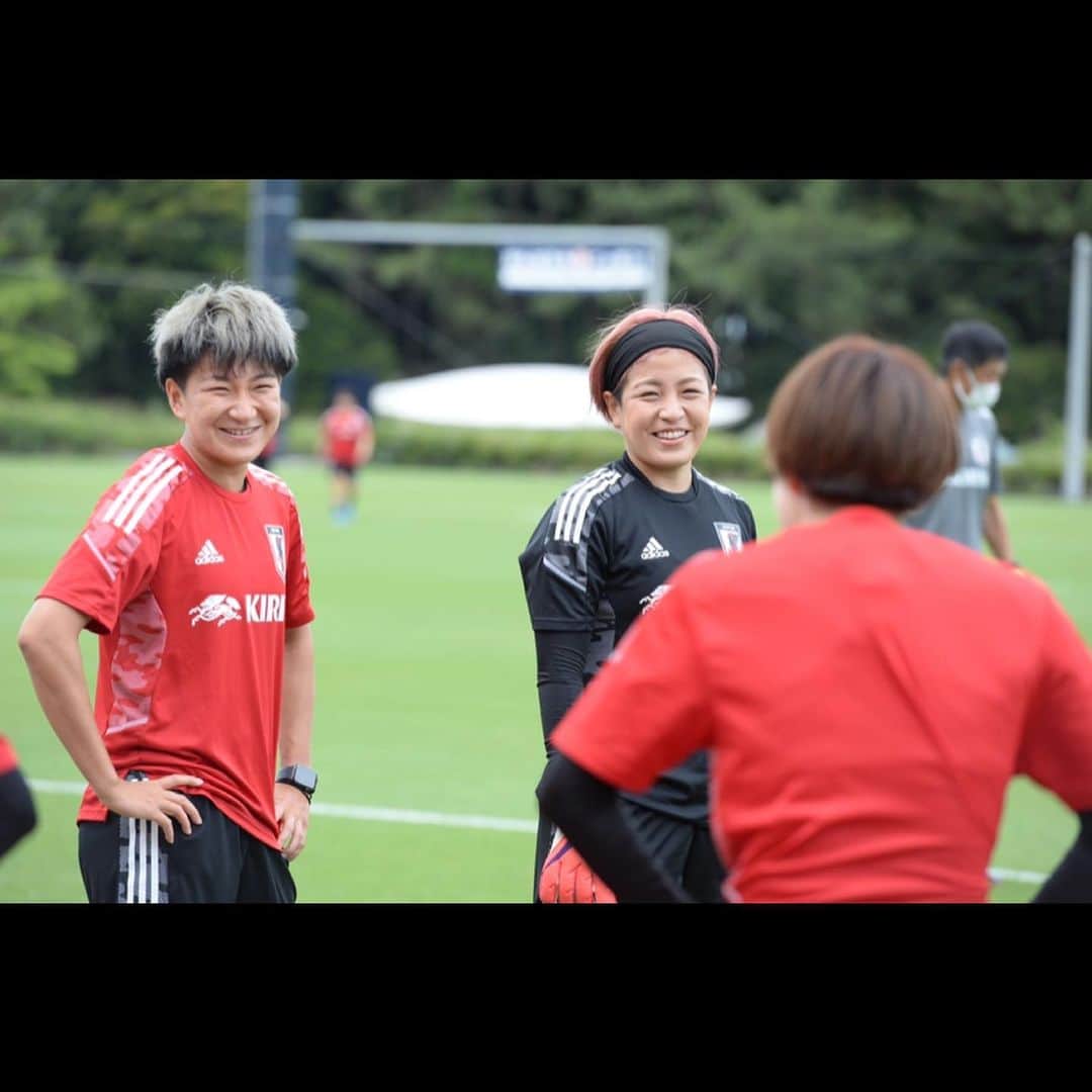 池田咲紀子さんのインスタグラム写真 - (池田咲紀子Instagram)「代表キャンプが始まりました。 キャンプができることに感謝し、チーム全員で全力で取り組みます。  キーパーばっかりの写真集めてみました🧤笑  最後まで怪我なく頑張ります！！！  ©︎JFA  #jfa #nadeshikojapan #tokyo2020🇯🇵」6月23日 18時16分 - sakiko_ikeda_21