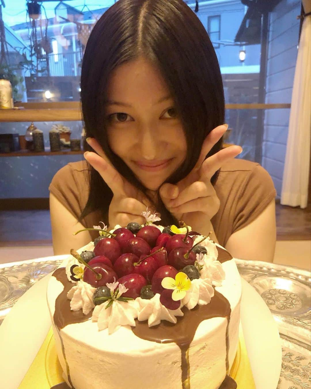 石丸乃晏さんのインスタグラム写真 - (石丸乃晏Instagram)「たくさんの誕生日メッセージ ありがとうございました🍒🤍ଘ(੭*ˊᵕˋ)੭* ੈ♡‧₊˚」6月23日 20時12分 - noan_ishimaru