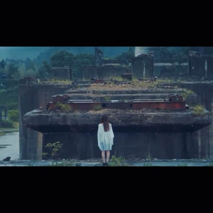 芹奈（長谷川芹奈）のインスタグラム：「「REUNION」 MUSIC VIDEO公開しました。  Lyric&Music: Ibuki Takai Arrange: Ohzora  Kimishima  映像監督はおなじみ大久保拓朗さんです」