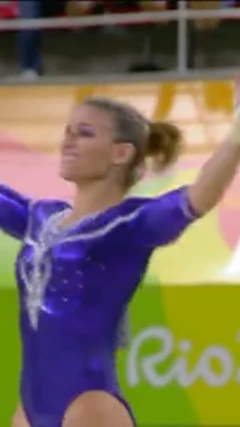 ジャジ・バルボサのインスタグラム：「@timeflamengo @timebrasil @cbginastica @loteriascaixaoficial」