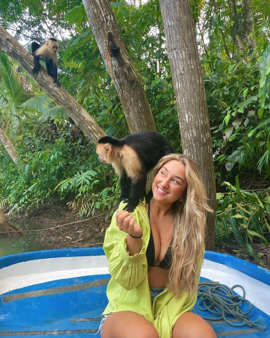 Savannah Montanoのインスタグラム：「saw my ex today」