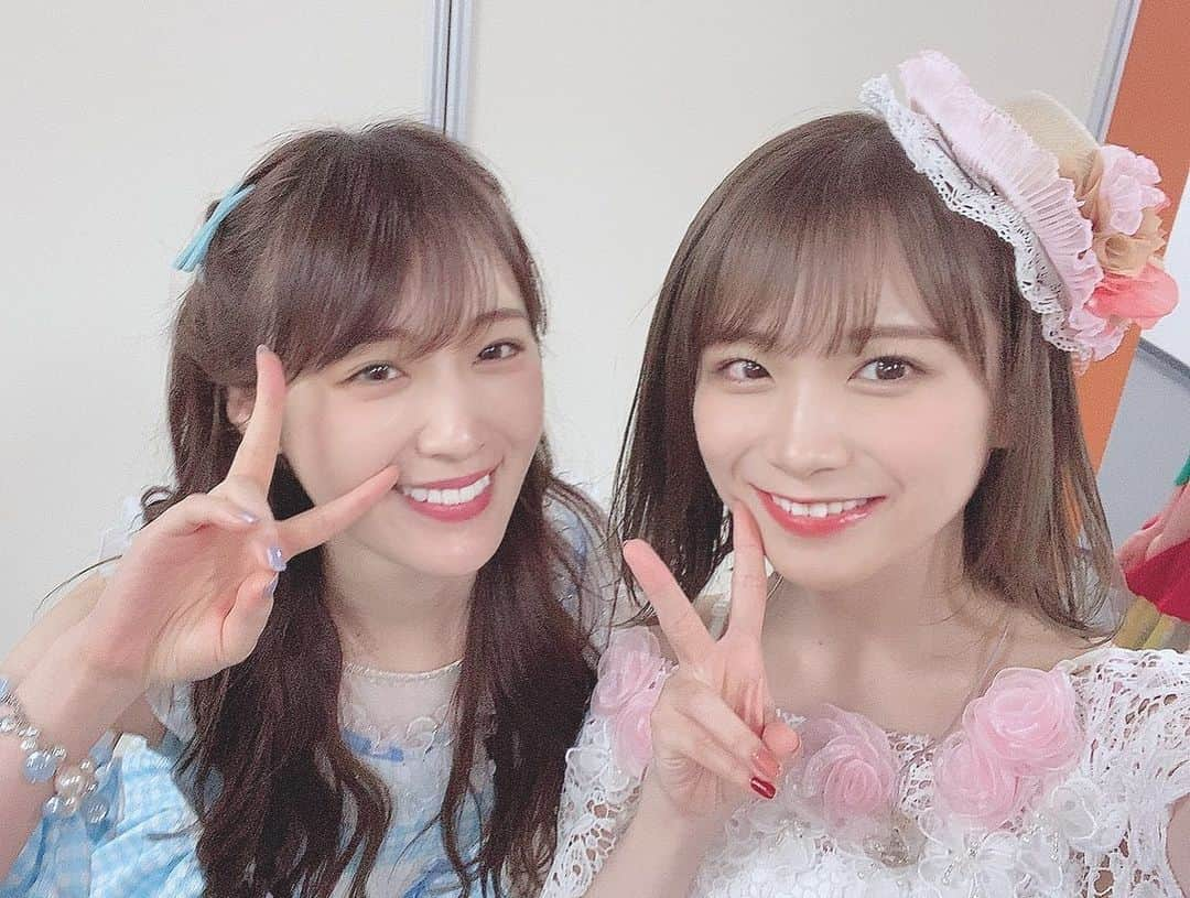 秋元真夏さんのインスタグラム写真 - (秋元真夏Instagram)「さゆりんごだいすき〜🍎 乃木坂に笑顔をたくさんくれて 本当にありがとう☺️🍎  いろんなメンバーとの 写真詰め込みました📸  #さゆりんご軍団 #松村沙友理卒業コンサート #真夏さんリスペクト軍団」6月24日 19時29分 - manatsu.akimoto_official