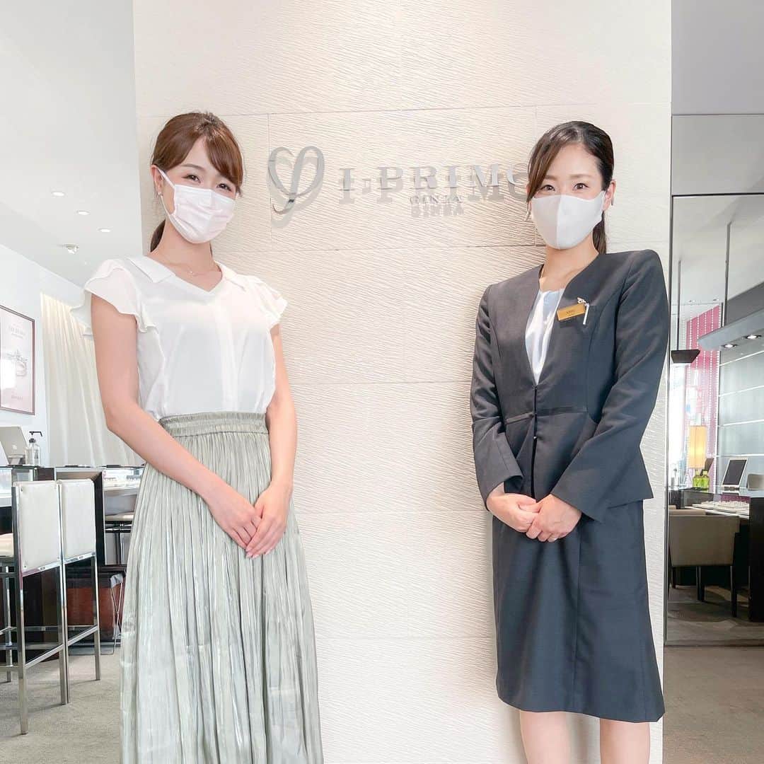 のインスタグラム：「◌𓈒𖡼 🖥テレビ静岡『チョッと！いいタイム』 🕐2021.06.25（金）11:19〜 ﹋﹋﹋﹋﹋﹋﹋﹋﹋﹋﹋﹋﹋﹋﹋﹋﹋﹋  【 #アイプリモ 沼津店 】で #ブライダルジュエリー について伺いました💍 ㅤㅤ 私が特に気になったのは、 アイプリモの指輪には ＂星や星座にまつわるストーリーが込められている＂ ということ✨ ㅤㅤ 今回伺った「アステローペ」という指輪も 温かい願いが込められていましたよ☺️ より一層大切にしたくなりますね♡ ㅤㅤ 専門知識を持ったコーディネーターがいたり、 購入後のサイズ直しやクリーニングなど アフターサービスもばっちりだから安心👌 ㅤㅤ ぜひチェックしてみて下さい💠 ㅤㅤ  ﹋﹋﹋﹋﹋﹋﹋﹋﹋﹋﹋﹋﹋﹋﹋﹋﹋﹋ #結婚指輪 #結婚指輪探し #結婚指輪選び #ブライダル #ジュエリー #指輪 #指輪探し」