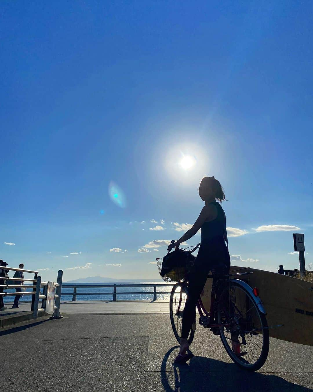 大原実咲季のインスタグラム：「一日が本当にあっという間すぎる😳 毎日クタクタでかえって、気絶するように寝てるw 充実してる証拠か☺️🌿  そして楽しみすぎる…🐠❤️ #サーフィン女子#小原じゃないよ#大原だよw」