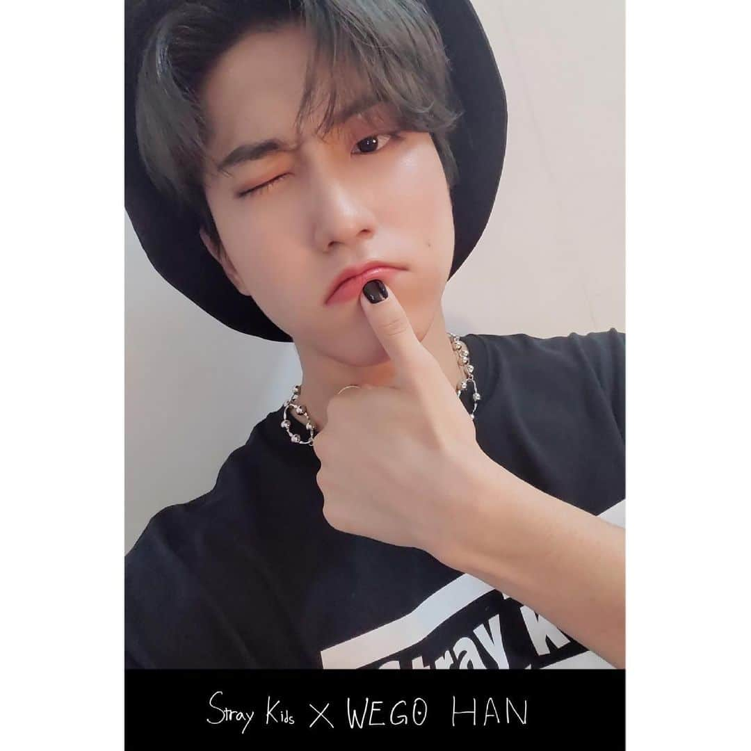 Stray Kidsさんのインスタグラム写真 - (Stray KidsInstagram)「Stray Kids × WEGO  STAYの皆さんのために準備したWEGOセルフィ❣️  #StrayKids #スキズ #WEGO」6月24日 19時05分 - straykids_official_jp