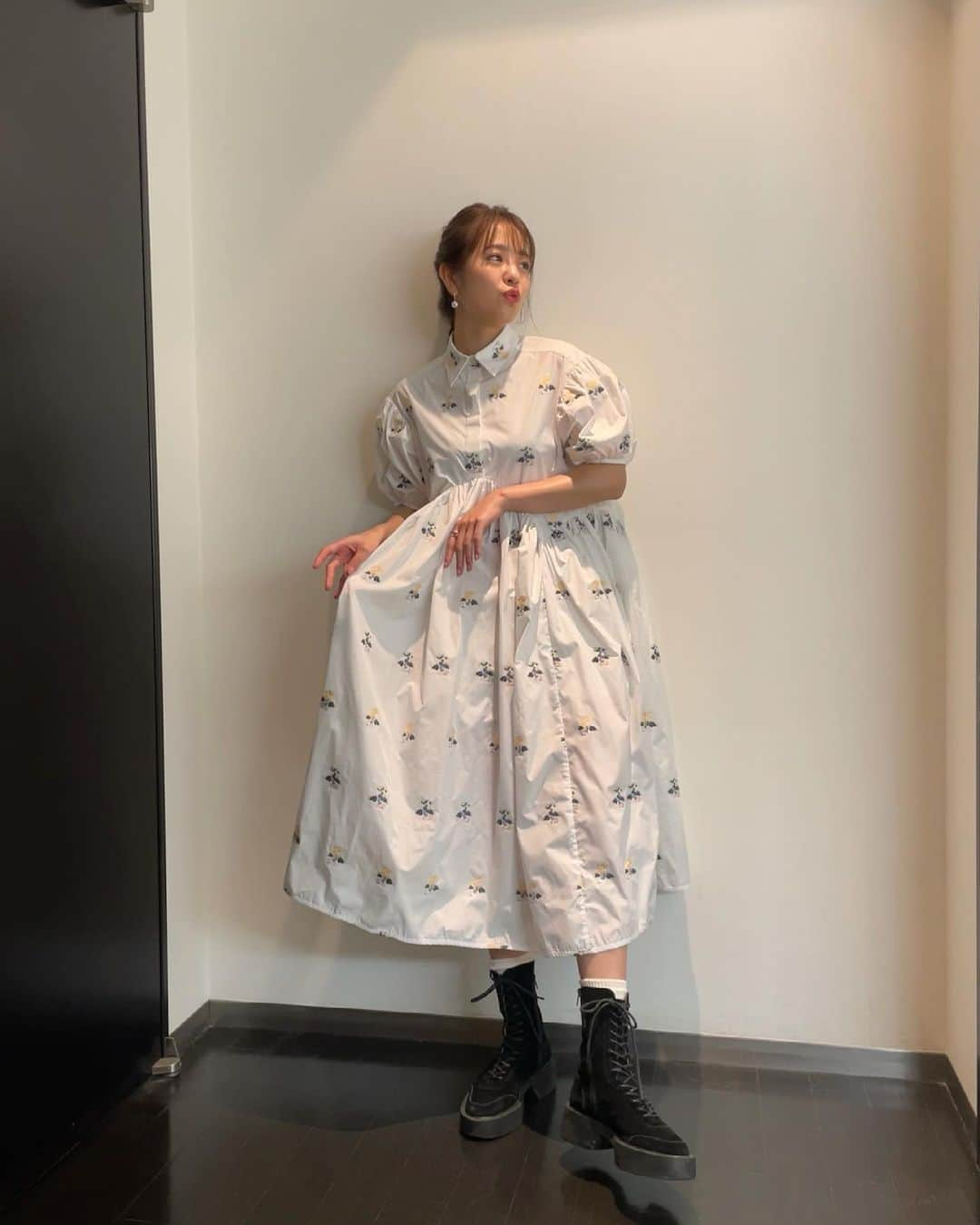 横田真悠さんのインスタグラム写真 - (横田真悠Instagram)「ラヴィット！の衣装🤍 いーっぱい🤍🤍🤍  タグ付けしました🍑」6月24日 13時47分 - yokota_mayuu