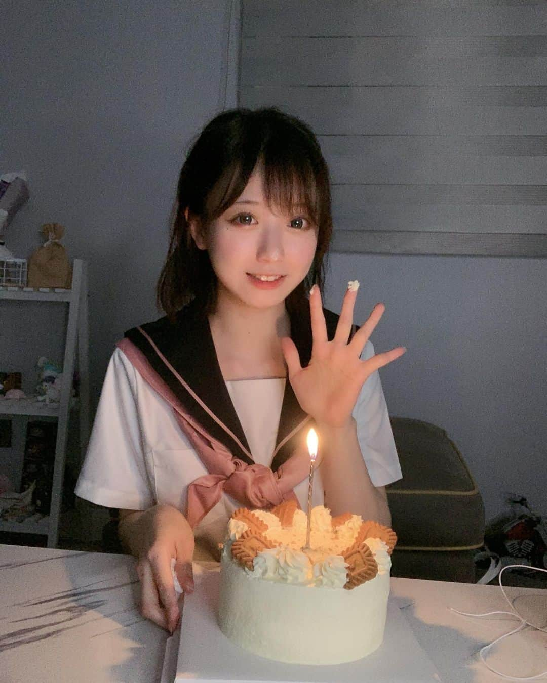 Yamiさんのインスタグラム写真 - (YamiInstagram)「Happy birthday to myself!!!!!🎂」6月24日 14時40分 - real__yami