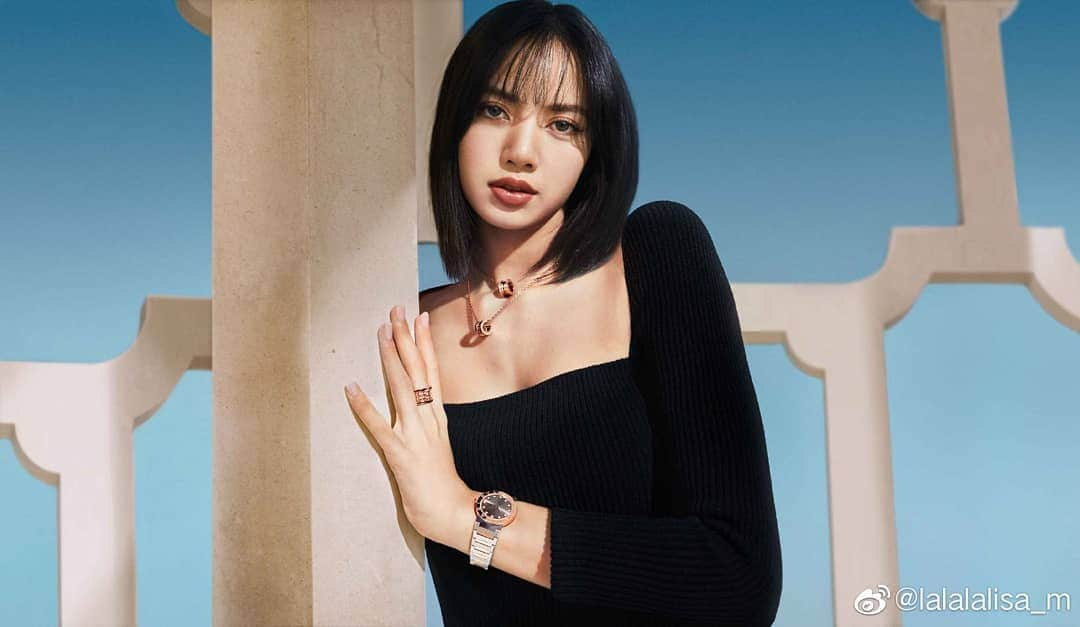 リサさんのインスタグラム写真 - (リサInstagram)「WEIBO UPDATE | @bulgari #B.zero1 . . . #LISA #LALISA #리사 #블랙핑크 #BLACKPINK #LALISAMANOBAN #LALISAMANOBAL #blackpinklisa #lisablackpink」6月24日 16時39分 - lisa.blackpink