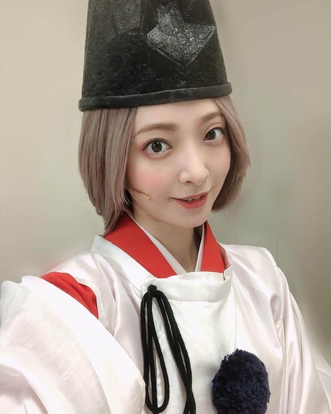 藤岡沙也香さんのインスタグラム写真 - (藤岡沙也香Instagram)「こんばんは。 舞台　#あやかし緋扇  2回公演ありがとうございました🌸  明日は、千秋楽。 宜しくお願い致します。」6月24日 22時02分 - sayaka.himeka