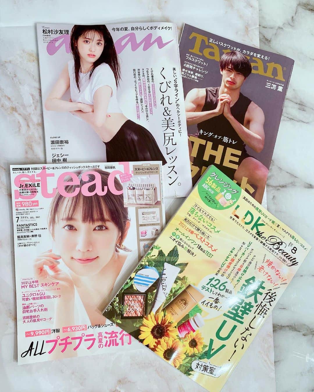 渋谷ゆりさんのインスタグラム写真 - (渋谷ゆりInstagram)「『anan』『steady』『LDK the beauty』『Tarzan 』で私のボディメイクや美容を紹介中です😍💓📕 全てスタイルが良く見えるウェア @almoore_official を着てます☺️👚✨ I’m on the Japanese magazines. 我在日本的雜誌上介紹了美容和訓練的事♡ Speacial thanks @anan_mag @steady_tkj @ldk_the_beauty @tarzanweb  #anan #steady #ldkthebeauty #tarzan #雑誌 #ボディメイク #筋トレ女子」6月24日 22時12分 - shibuya_yuri