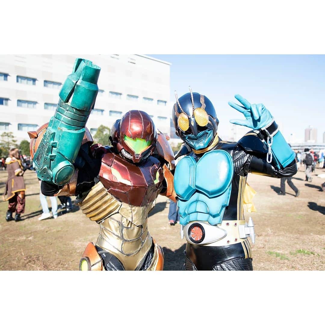 のインスタグラム：「Thank you for your time🙏 Makasih yah sudah menonton✨ . バァドゥさんのサムス😄 バァドゥさんは気さくで紳士で神がかったクリエイター❗ツーショ光栄です👍 . Cool samus cosplay :) . Mr.Vadu is very famous cosplayer, and costume maker ;D . #メトロイド #サムス #サムスコスプレ #samuscosplay #metroid #metroidcosplay #仮面ライダー3号 #コスプレ #cosplay #cosplayer #kamenrider #kamenridercosplay #kamenridercosplayer #maskedrider #maskedridercosplay #maskedridercosplayer #toku #tokucosplay #tokusatsu #tokusatsucosplay #ガワコス #ミッチー #shampooranma #仮面ライダー #仮面ライダーコスプレ #コミケコスプレ #コミケ #特撮 #特撮コスプレ #特撮好きの人と繋がりたい」