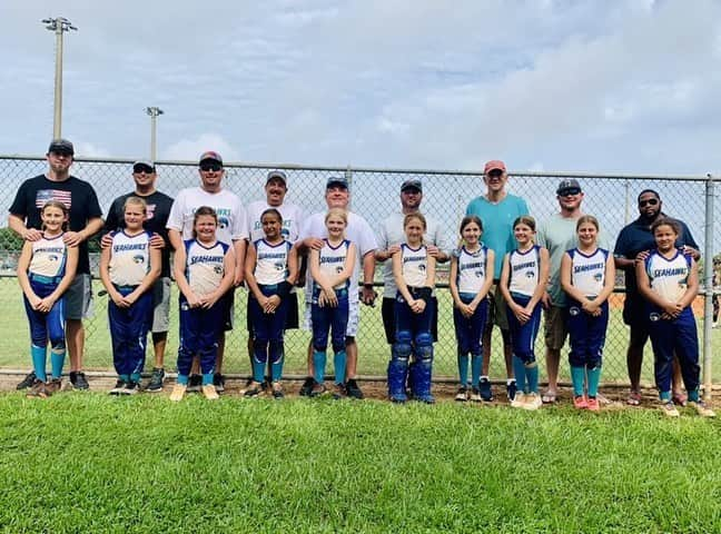 ブラッド・エルドレッドのインスタグラム：「What a weekend!  Kensy at the Father’s Day classic in Boca 🥎 and Avery’s team finished 3rd at the AAU national tournament in Orlando!🏐  #jupiterseahawks#25#palmbeachjuniors#3#proudofthem❤️」