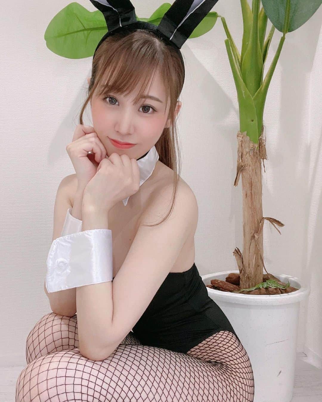 雪乃凛央さんのインスタグラム写真 - (雪乃凛央Instagram)「. 飼って👯‍♀️ . . Twitterもフォローしてね𓂃𓈒𓏸 ▷▶▷【tsumugi_rio】 . #AV女優#セクシー女優#ero#cute#sexy#Japanesegirl#selfie#instapic#igers#portrait#porno#intagood#bunny#バニーガール#コスプレ#Cosplay」6月25日 7時33分 - rio_ccha_