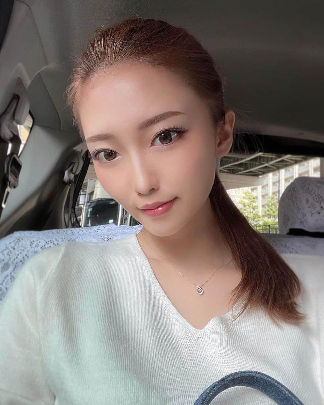 山下舞さんのインスタグラム写真 山下舞instagram ﾏﾀﾏﾀ ママコーデ ママスタグラム 一児の母 女の子ママ ママ おでかけスポット ドライブ オールバック ヘアースタイル ナチュラルメイク すっぴんメイク マツエク ネイル カラー インスタ映え