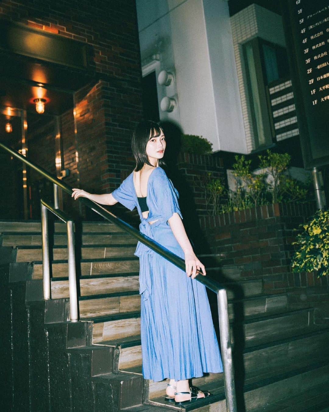 新谷姫加さんのインスタグラム写真 - (新谷姫加Instagram)「夜の散歩が好きです　🌒」6月25日 18時32分 - hime._.gram