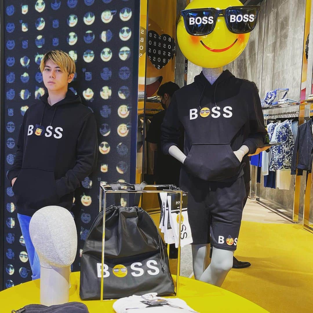 山田親太朗のインスタグラム：「@boss  #thisisboss」