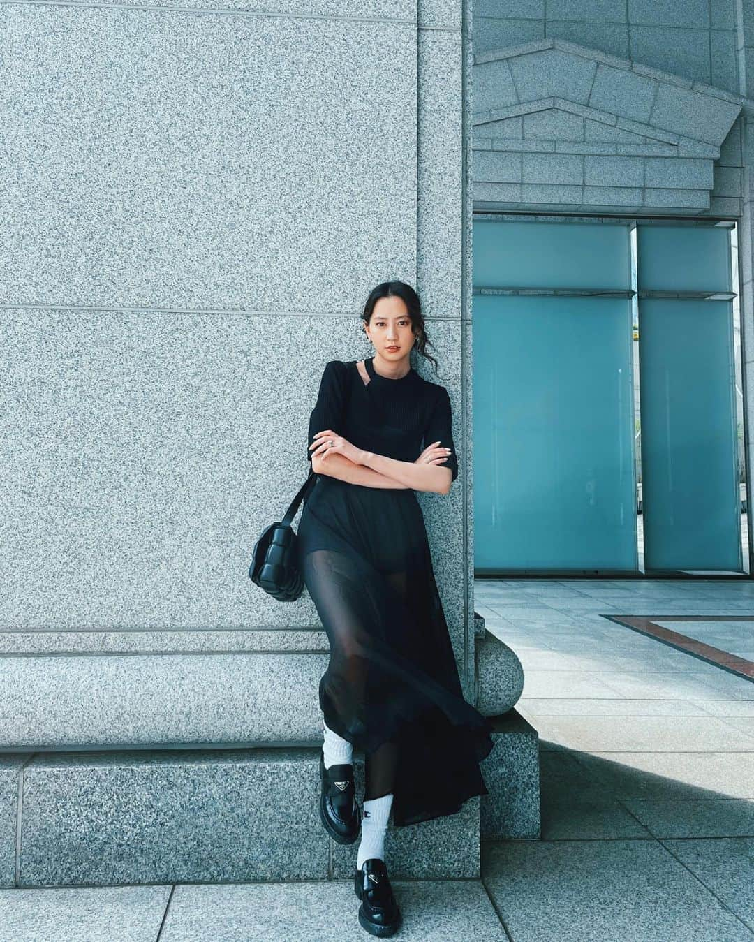 河北麻友子さんのインスタグラム写真 - (河北麻友子Instagram)「FASHION TOP: WRINN SKIRT: Resyuryu SHOES: Prada BAG: Bottega Veneta  #FASHION #OOTD #麻友コーデ」6月25日 21時05分 - mayukokawakitaofficial