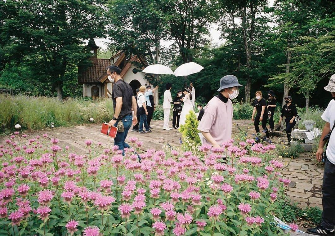 井浦新さんのインスタグラム写真 - (井浦新Instagram)「スタッフver. #あのときキスしておけば  #あのキス #あのキス写真部」6月25日 21時10分 - el_arata_nest