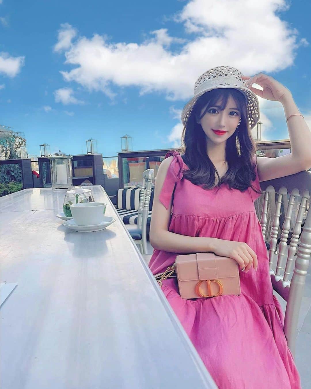 伴かなみのグルメインスタ