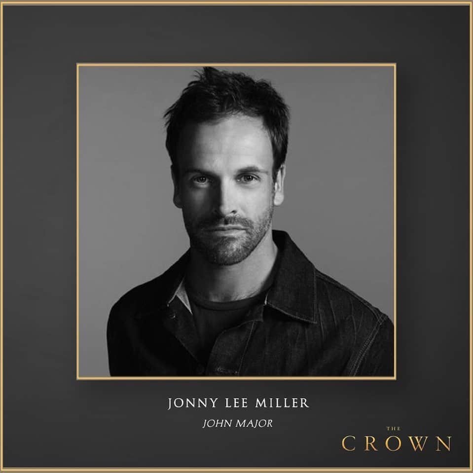 ジョニー・リー・ミラーのインスタグラム：「FYI… Repost from @thecrownnetflix • Jonny Lee Miller will play John Major in the fifth season of The Crown.」