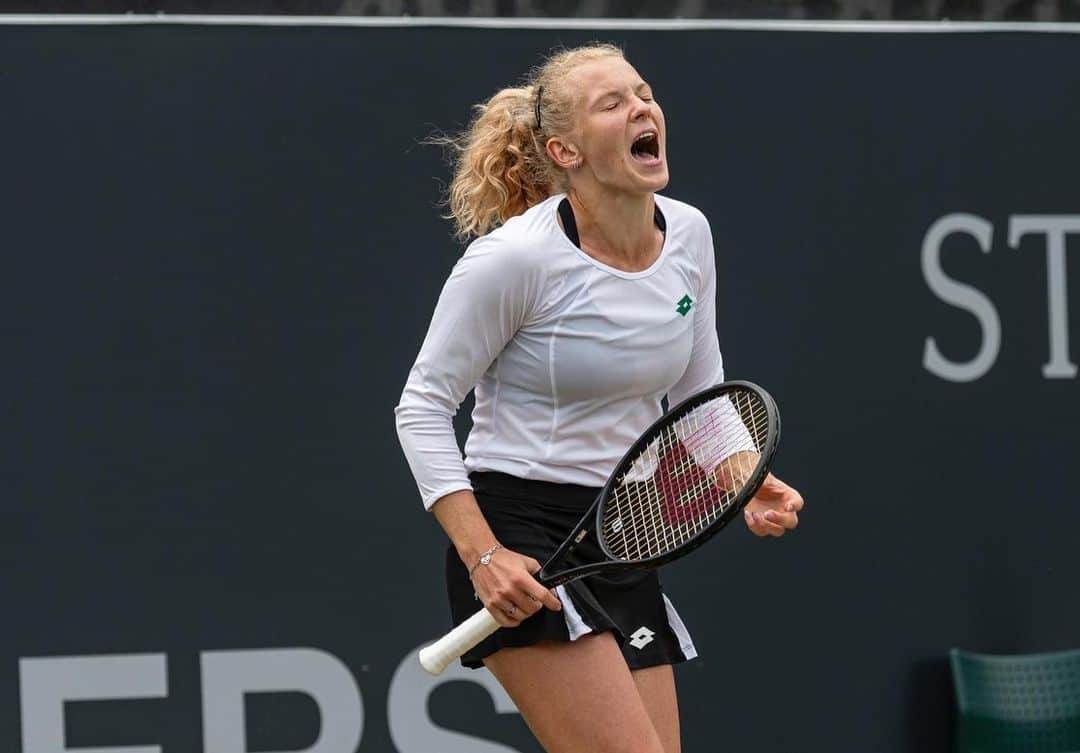 カテリナ・シニアコバさんのインスタグラム写真 - (カテリナ・シニアコバInstagram)「Overwhelmed 🤩Made it to the final of my first grass tournament this year 🚀」6月26日 0時37分 - siniakovakaterina