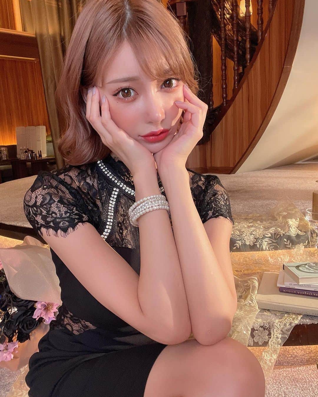 明日花キララのインスタグラム：「お持ち帰りして欲しそうな女の顔」
