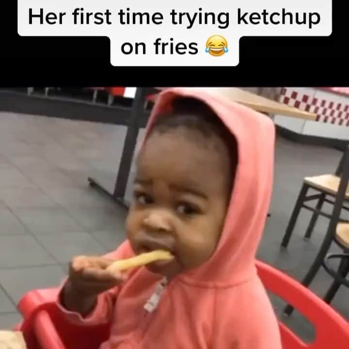 Kids Are the Worstのインスタグラム：「Name a more iconic duo than fries and ketchup. Fruit and vegetable.  #kidsaretheworst」