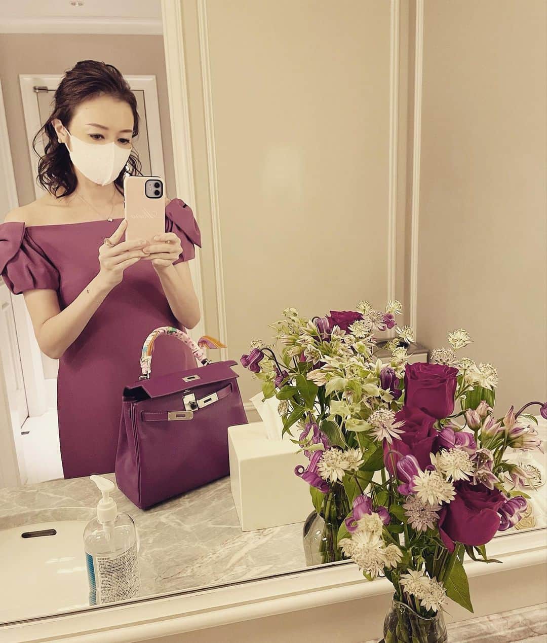 麻生あくらのグルメインスタ