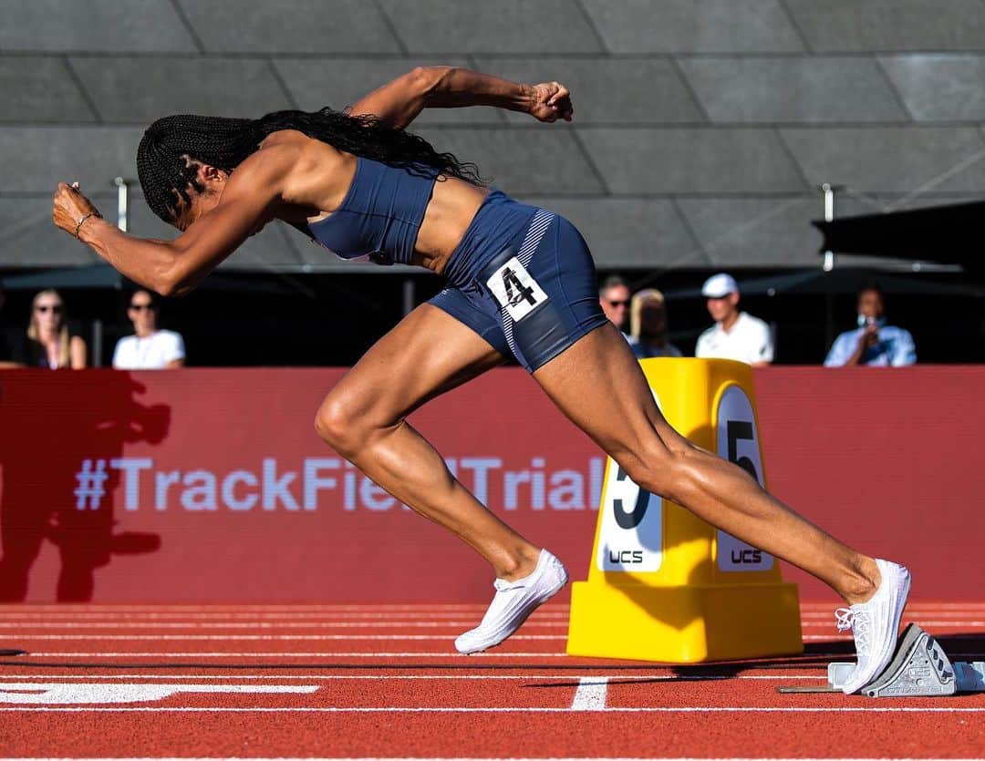 アリソン・フェリックスのインスタグラム：「Crazy to think that tomorrow will be my last Olympic Trials Race. Ever. It’s been such an incredible journey.  • A lot of people have asked why I’m running both events. I love this sport, it’s been my entire adult life. I love running at Hayward. I love competing. I couldn’t miss one last opportunity. See you in the finals one last time at Olympic Trials. • • 📸 | @jeffcohenphoto」