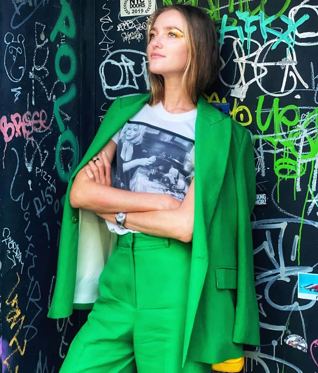 ヴラダ・ロスリャコヴァのインスタグラム：「Bushwick jorney」