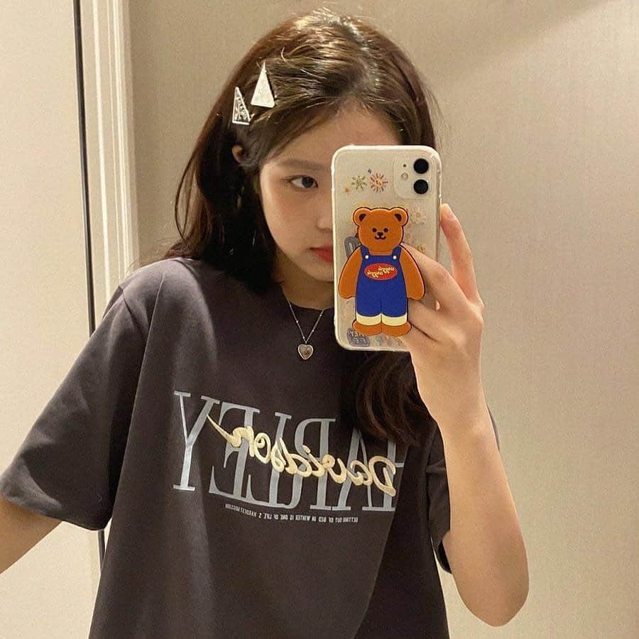 PRESSさんのインスタグラム写真 - (PRESSInstagram)「夏に着たいTシャツ10選 お洒落なロゴTやグラフィックTを紹介🐩☁️  保存して参考にしてみてね🏷  紹介したお洋服は全て @silly.by.press で購入できます🐩❤︎」6月26日 19時13分 - press.inc