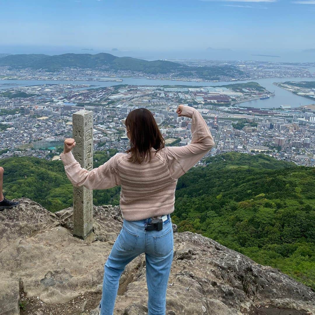 田中菜津美さんのインスタグラム写真 - (田中菜津美Instagram)「おとななテレビ放送中です🥰 今から激写バトル‼️ . 勝ったのかな？ドキドキ🥺 . #おとななテレビ #北九州 #絶景 #穴場スポット #北九州絶景 #皿倉山 #皿倉山展望台 #景色」6月26日 19時21分 - natsumitanaka_0810