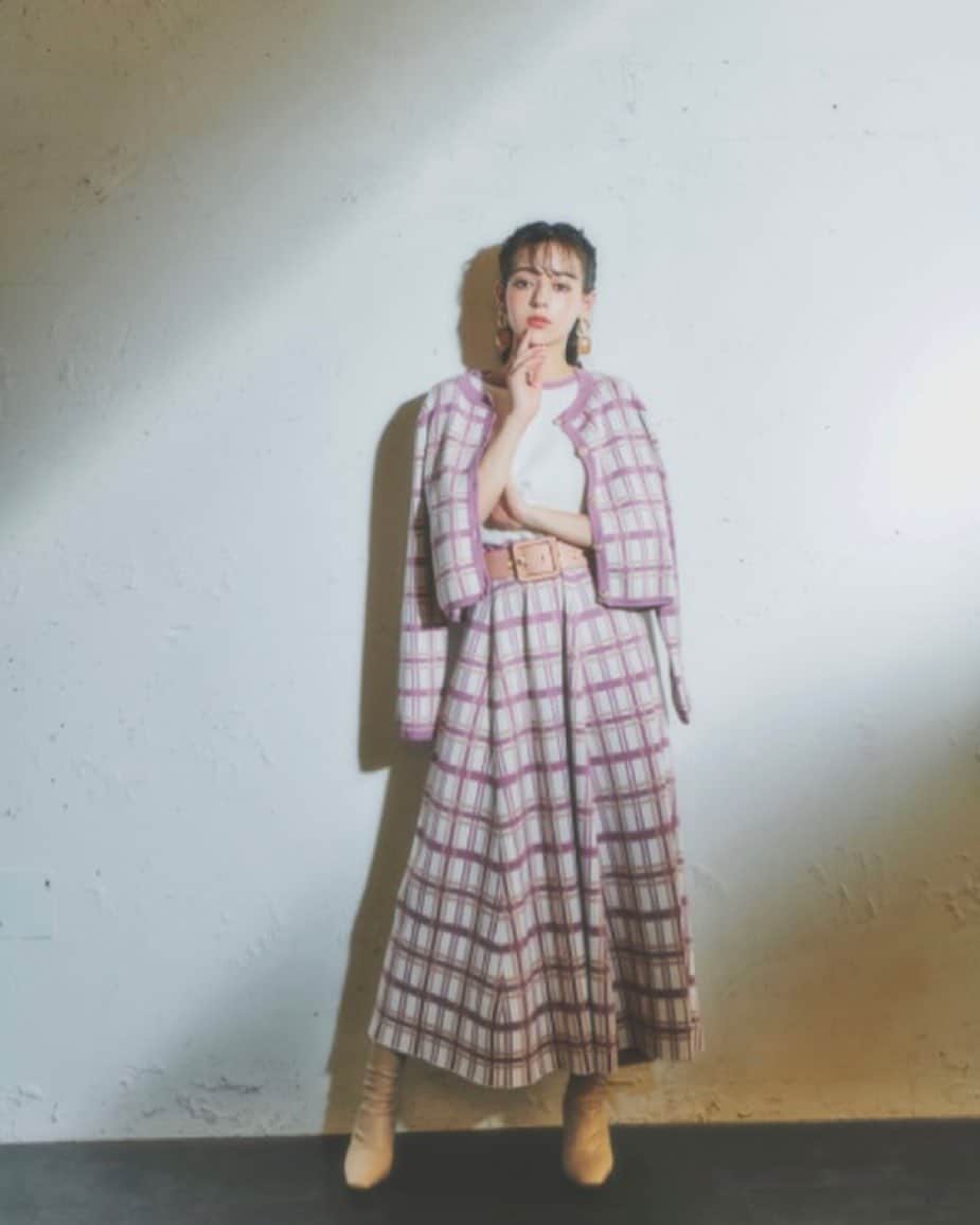 世良マリカさんのインスタグラム写真 - (世良マリカInstagram)「@miia_official  かわいいお洋服が沢山で楽しい撮影でした〜😚 秋冬商品の先行受注を6/27まで開催しているそうです！是非チェックしてみて〜♪  #miia #miiasnap」6月26日 19時44分 - seramali_jsmn