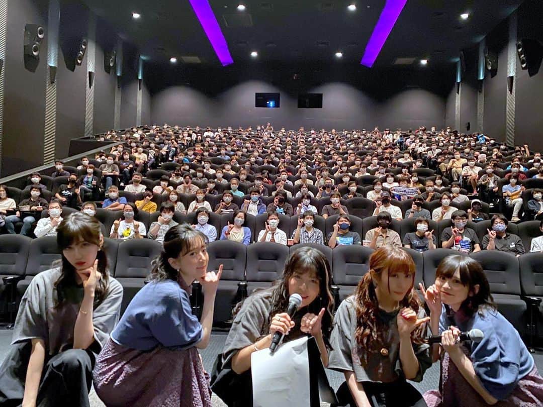 志崎樺音さんのインスタグラム写真 - (志崎樺音Instagram)「・ 本日は劇場版「BanG Dream! Episode of Roselia Ⅱ : Song I am.」 ＴＯＨＯシネマズ　なんば（本館）  にて舞台挨拶でした。 大阪の皆様、どうも有難うございました🥀  個人的に大阪とても行きたかったので、久しぶりに行けて皆様と会えて嬉しかった！  #バンドリeor2  #Roselia」6月26日 20時54分 - kshizaki_official