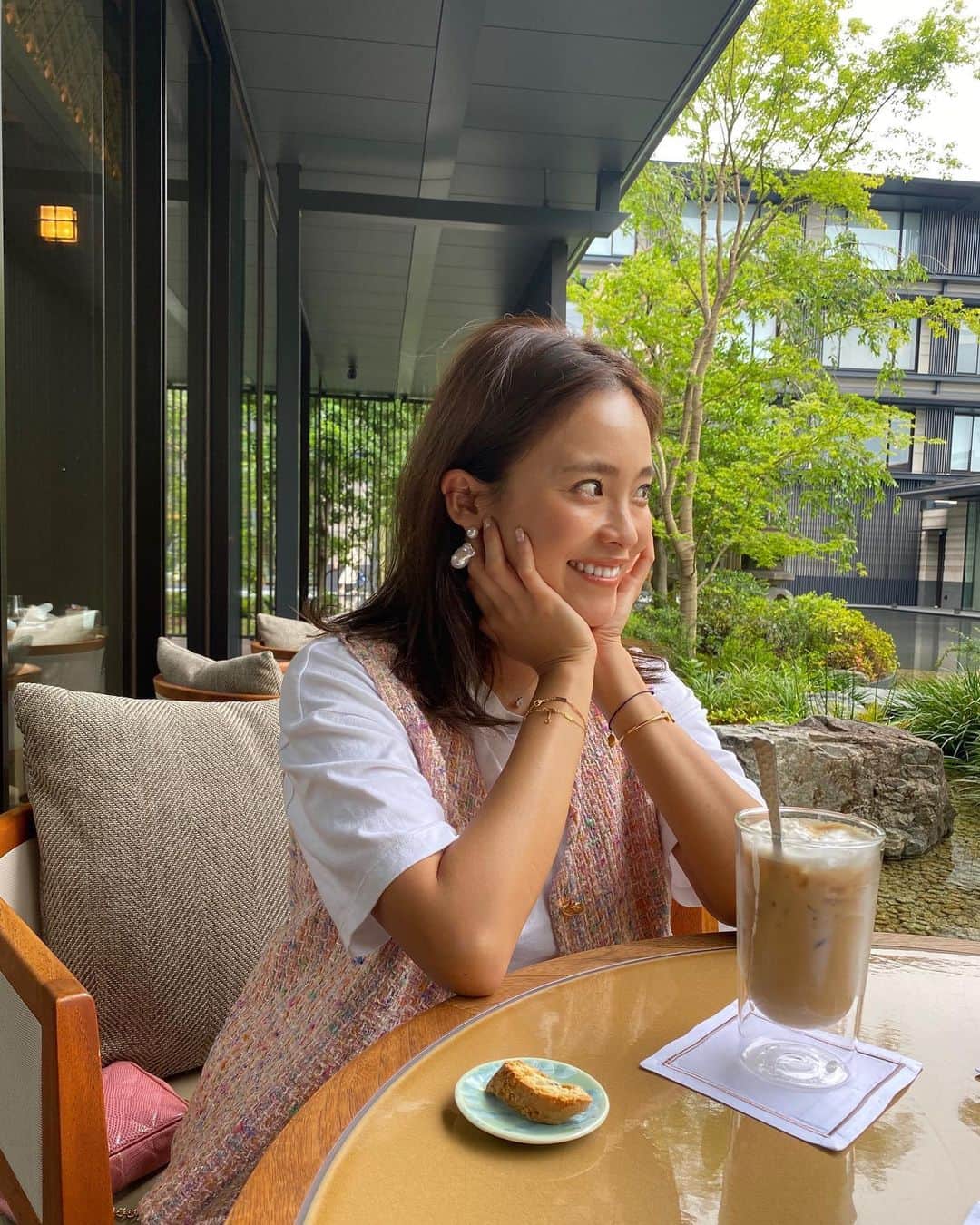 Risako Yamamotoさんのインスタグラム写真 - (Risako YamamotoInstagram)「久しぶりの京都☕️🍃 行きたい所が偶然近くにまとまっていて、スムーズに回れました♡  洋食屋さんらしいメニューを楽しめた、グリルフレンチではデザートまで大満喫🍮  coffee breakは @hotel_the_mitsui_kyoto で🍃😮‍💨♥︎  #kyoto #京都 #グリルフレンチ」6月26日 21時45分 - risako_yamamoto