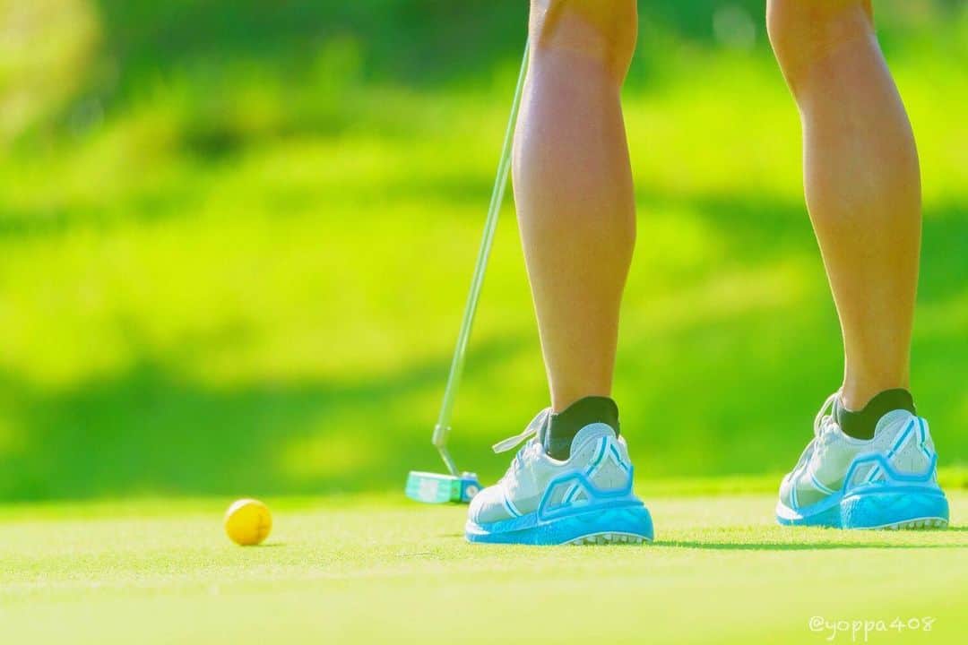 佐野千晃のインスタグラム：「⁡ ゴルフやりたい欲がすごいなぁ〜！ ⁡ ゴルフ⛳️やりたい ⁡ ゴルフ⛳️上手くなりたい ⁡ アプローチとパターを安定させなきゃな🤔 ⁡ #workout #training #sport  #wear #sportwear #スポーツ #筋トレ女子 #筋トレ #ワークアウト #スポーツウェア #筋肉 #筋肉美 #go  #run #running  #marathon  #ゴルフ #ゴルフ女子 #ゴルフ好き #adidas #adidasgolf」