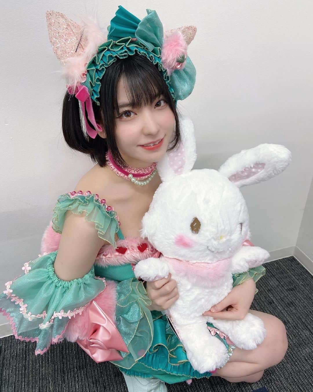 根本凪のインスタグラム：「でぃあふぁみりぃ1日目終了！ メルちゃん、、、、  #サンリオ #ピューロ #idol #ウィッシュミーメル」