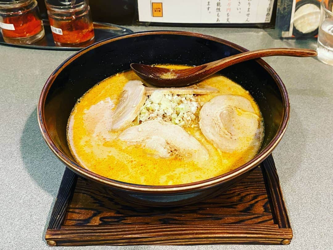 前原誠司さんのインスタグラム写真 - (前原誠司Instagram)「しもがも坦々麺。私はこれ以上、辛さを加えず、本来のコクを味わいます。大将、美味しい坦々麺を、ありがとうございます。（誠）」6月27日 7時49分 - seiji_maehara.official
