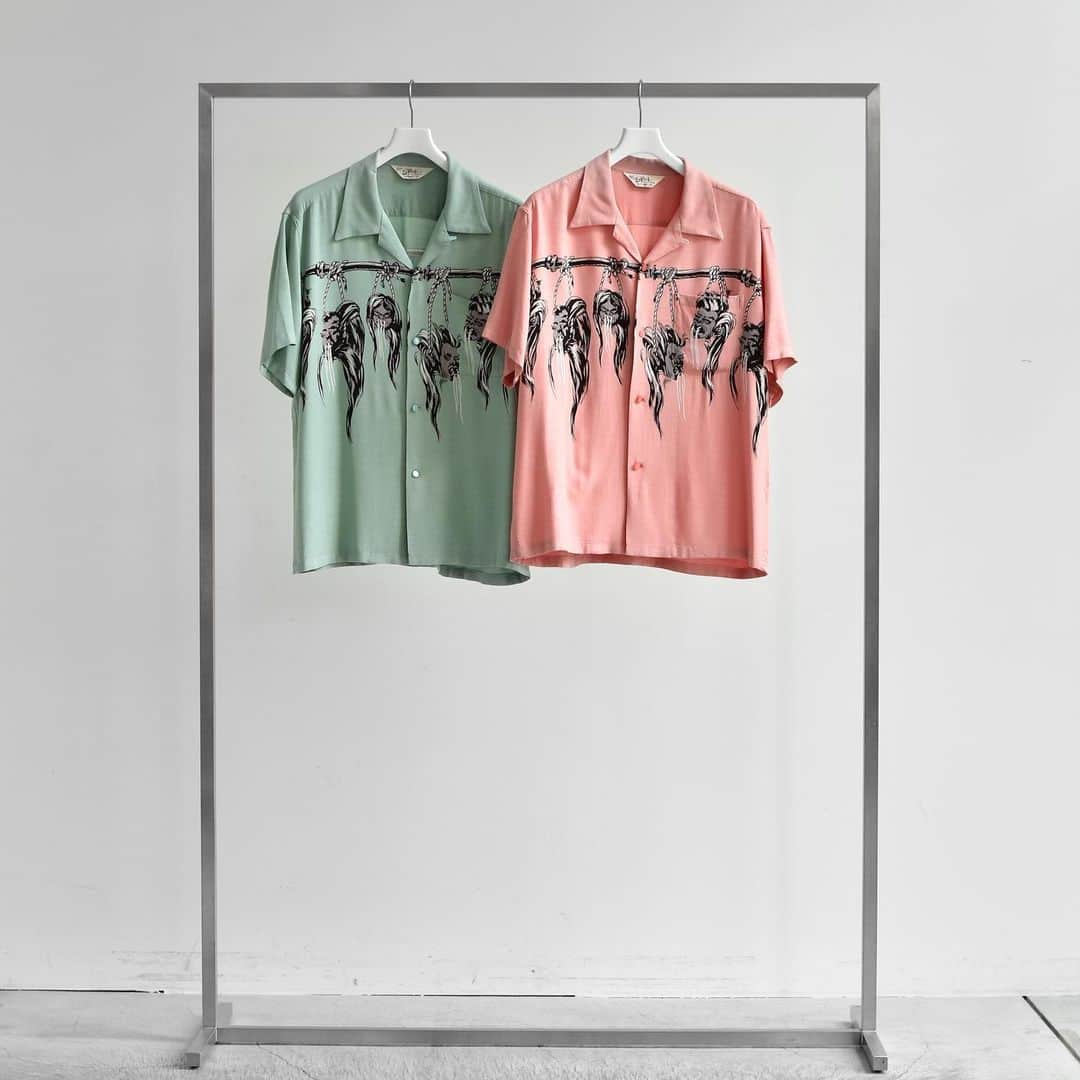 beams_harajuku_officialのインスタグラム：「…  ＜STAR OF HOLLYWOOD＞ "SHRUNKEN HEAD SHORT SLEEVE RAYON SHIRT SPECIAL" @beams_harajuku_official  #starofhollywood #21ss #beams #ビームス #harajuku_beams #HARAJUKUSTYLE #mensfashion #menswear #wear #style #fashion」